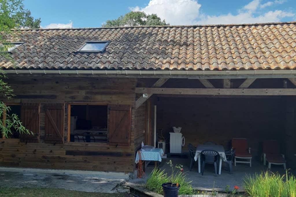 La Cabane Au Fond Du Jardin Arsac Exterior foto
