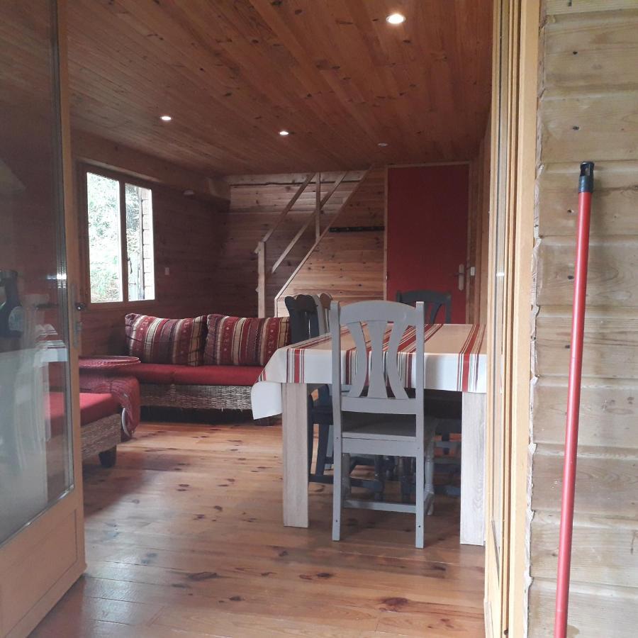 La Cabane Au Fond Du Jardin Arsac Exterior foto